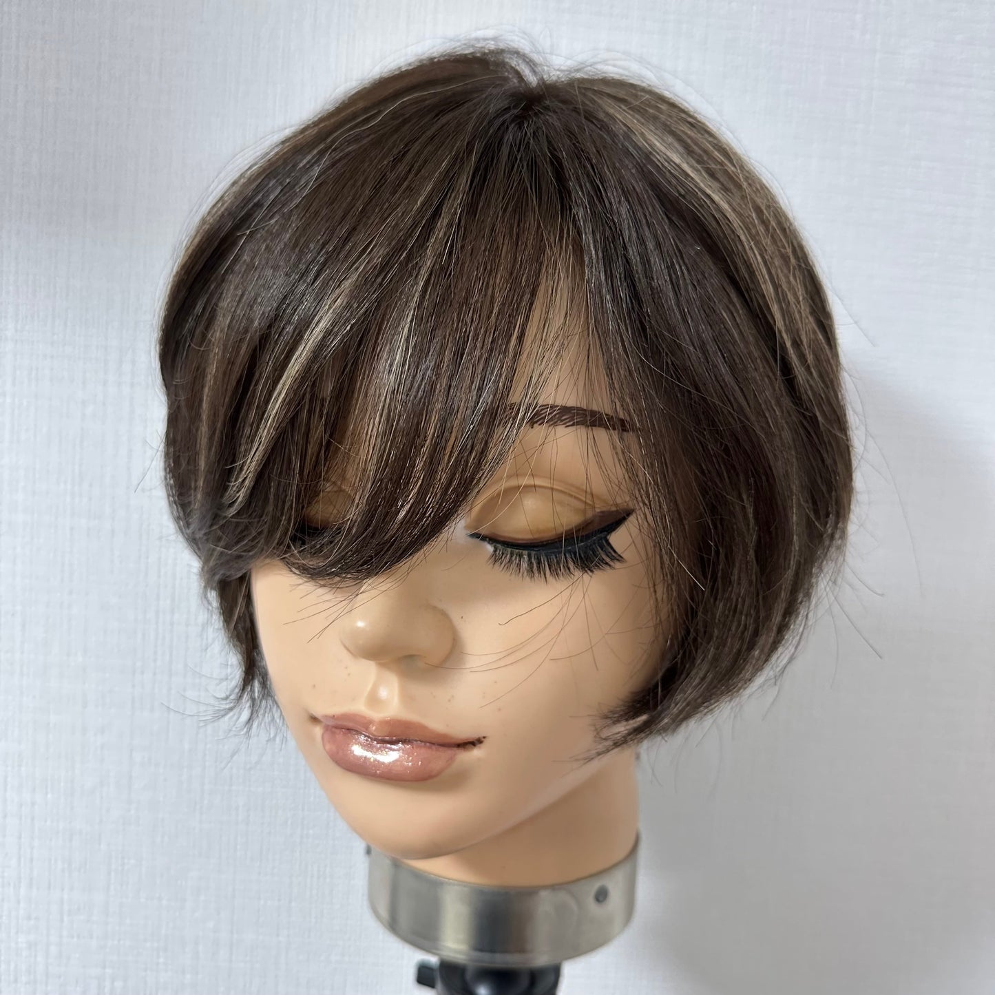 3Dウィッグ 商品名:みちこ ダークブラウン系ハイライト パーマ 百合子ウィッグレミー人毛